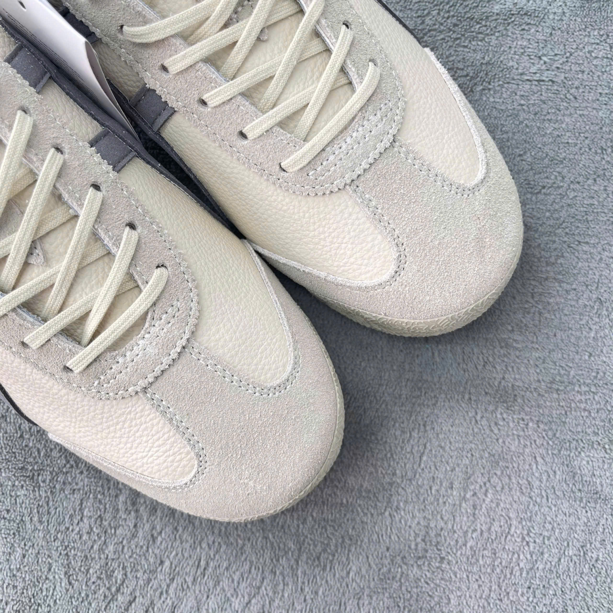 Onitsuka Tiger Mexico 66 – Gray Whitez