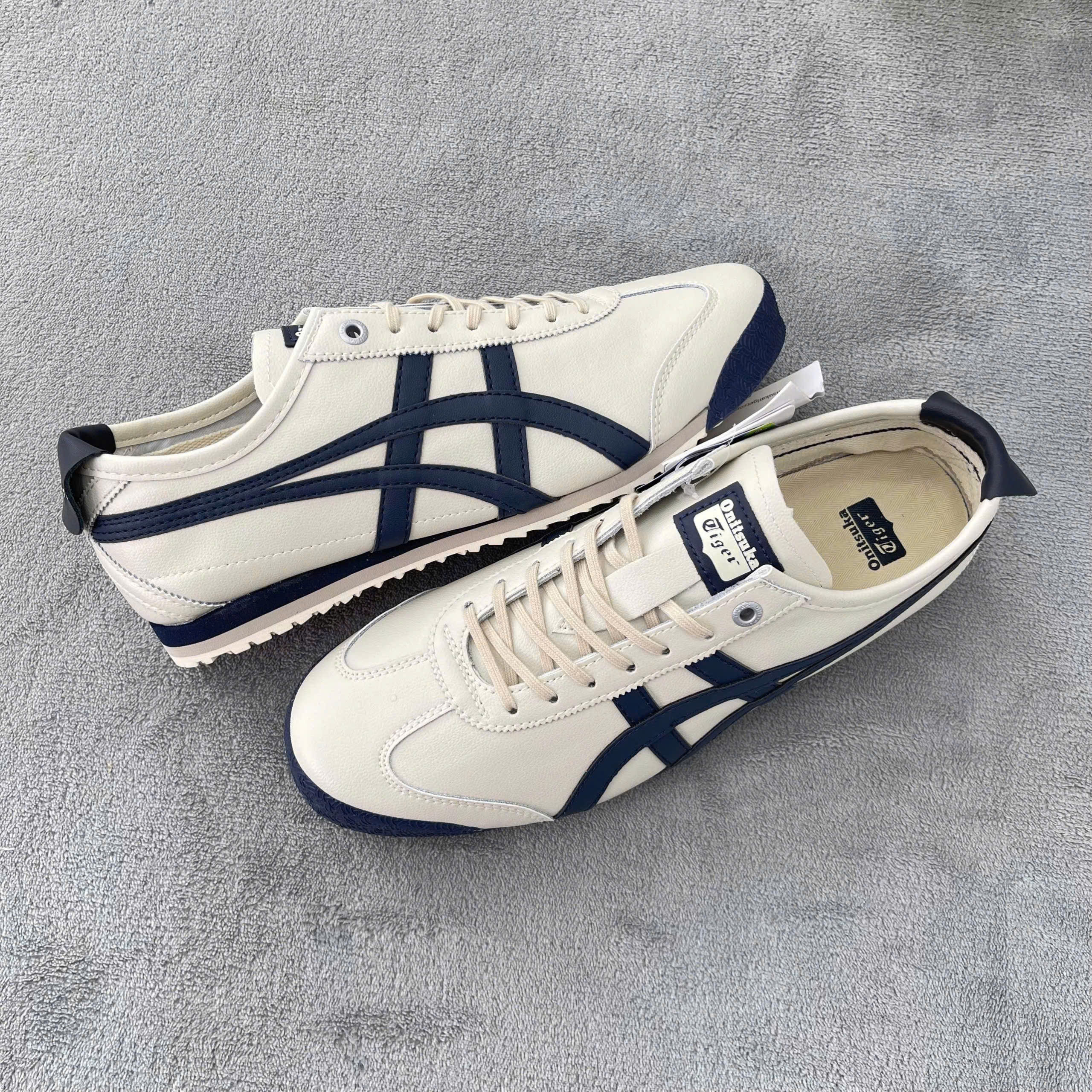 Giày Onitsuka Tiger Mexico 66 ‘Birch Peacoat’