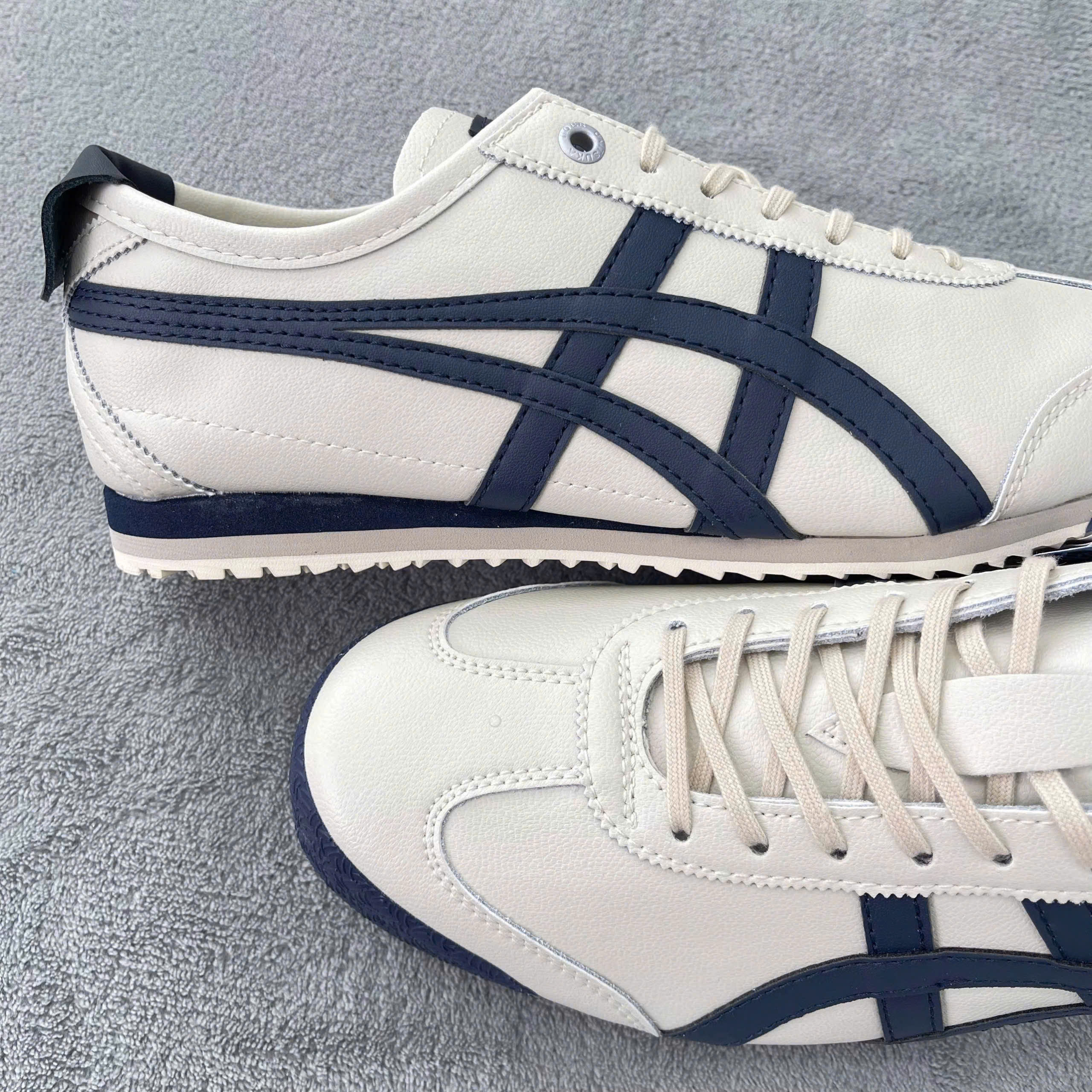 Giày Onitsuka Tiger Mexico 66 ‘Birch Peacoat’