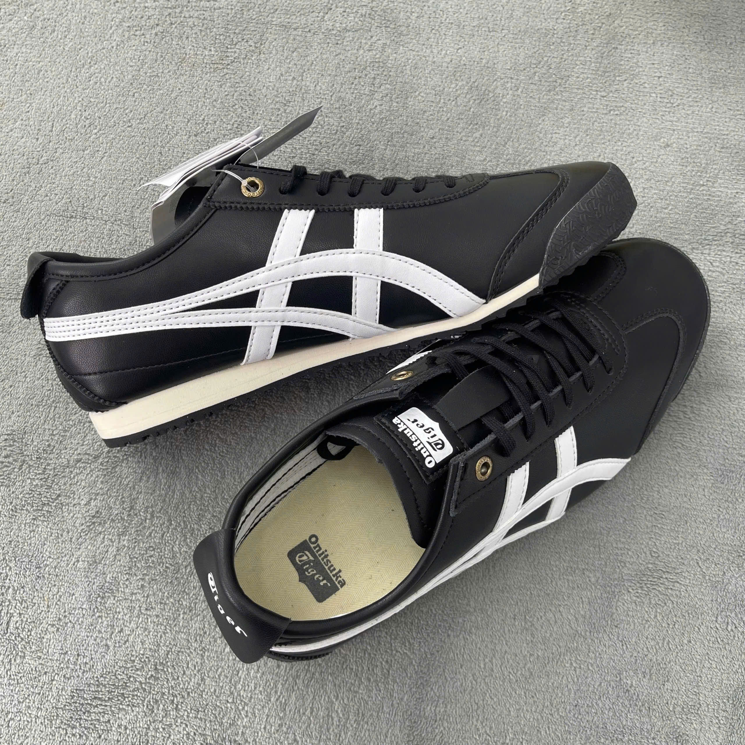 Giày Onitsuka Tiger MEXICO 66 SD 'BLACK / WHITE