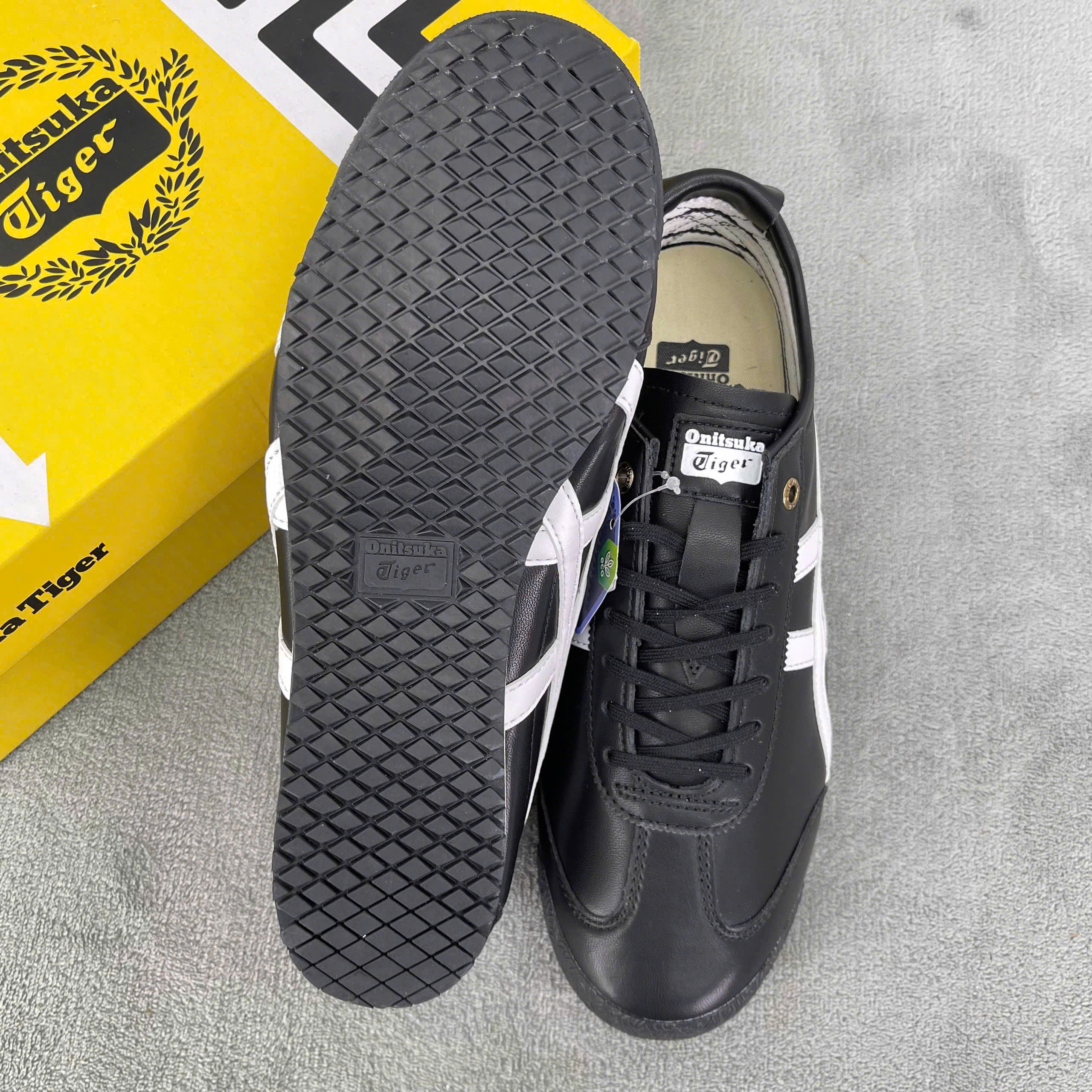 Giày Onitsuka Tiger MEXICO 66 SD 'BLACK / WHITE
