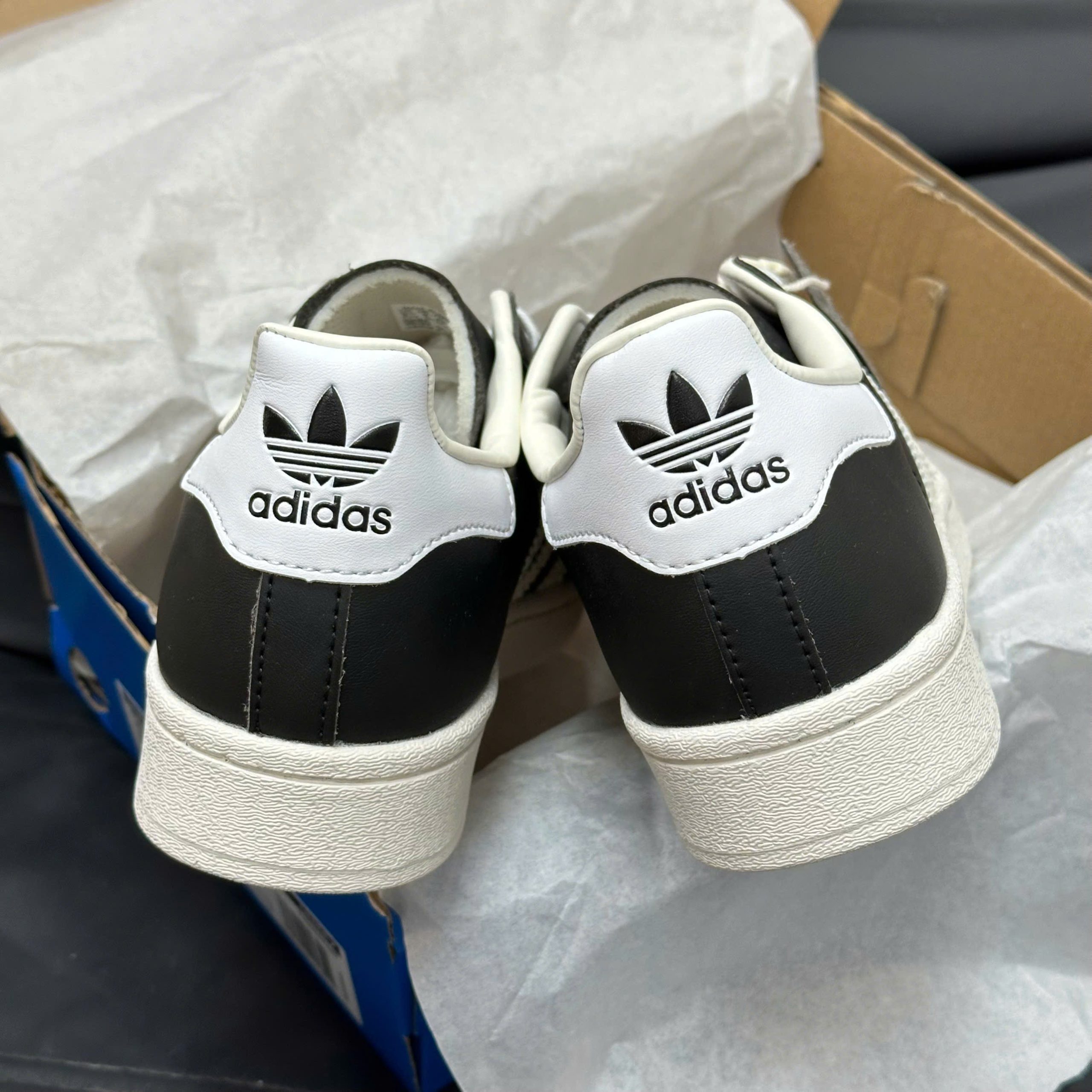 Giày Adidas Originals Superstar ‘Black White’