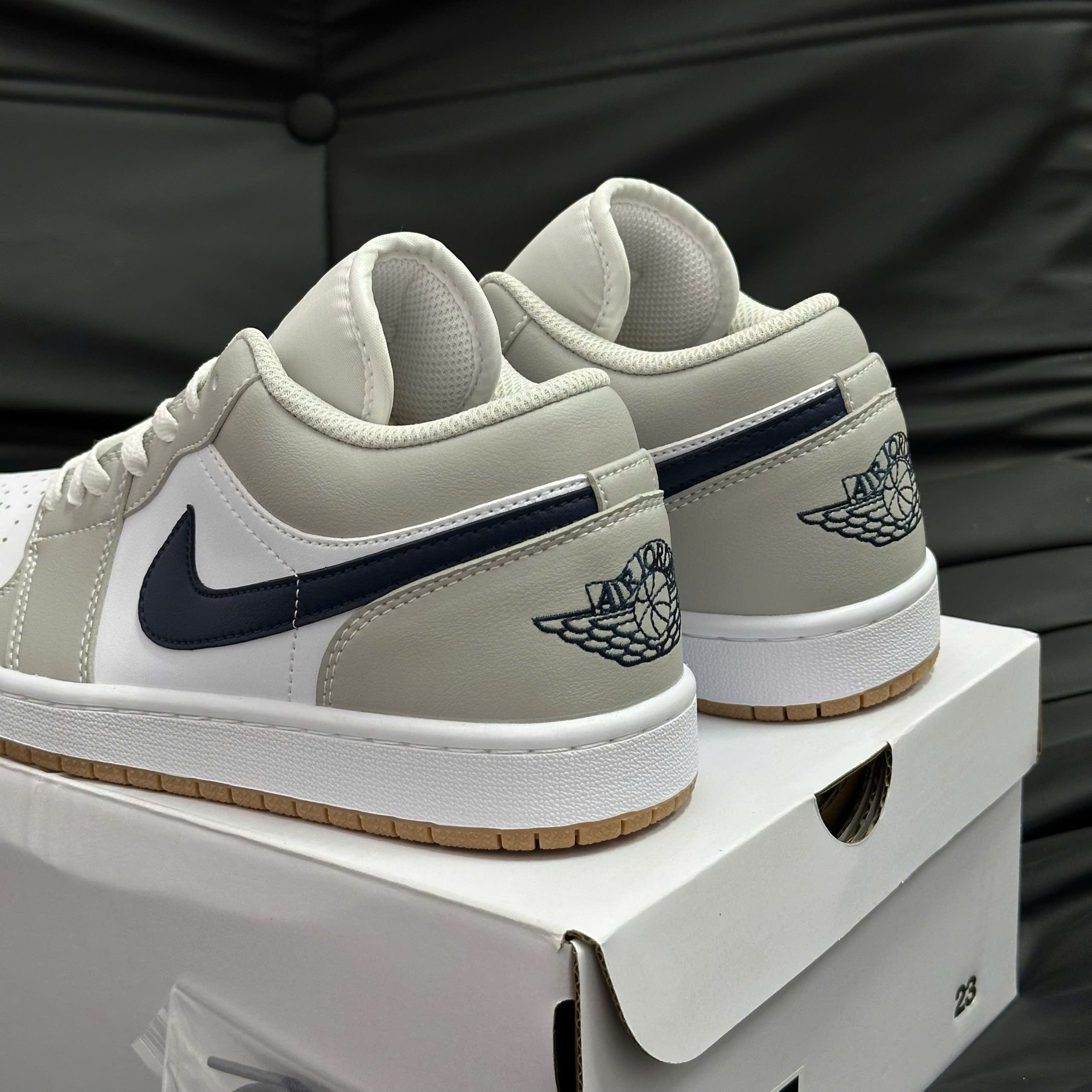 Giày Nike Air Jordan 1 Low ‘Georgetown’