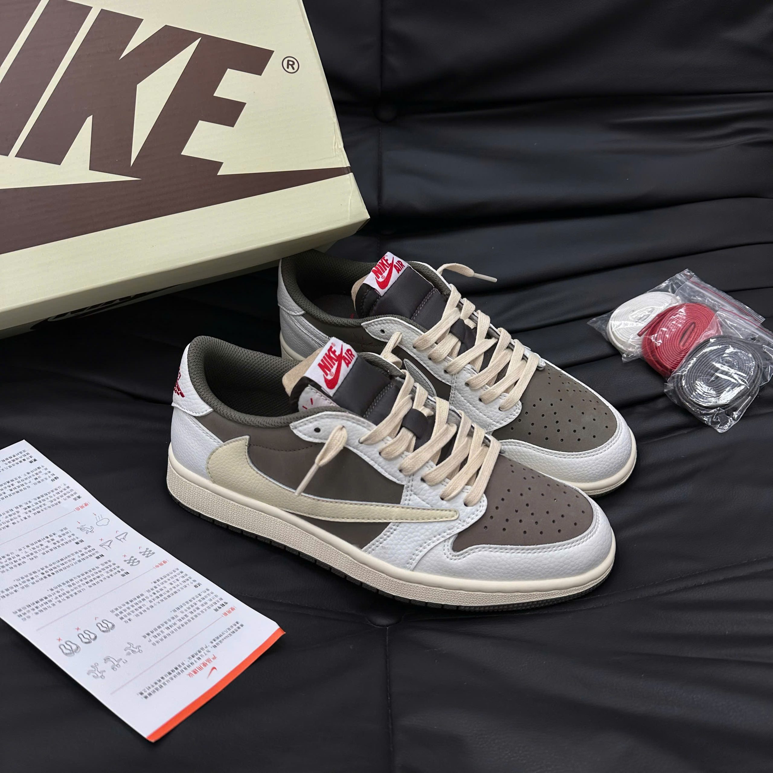 Giày Nike Air Jordan 1 Low x Travis Scott ‘Sail and Ridgerock’
