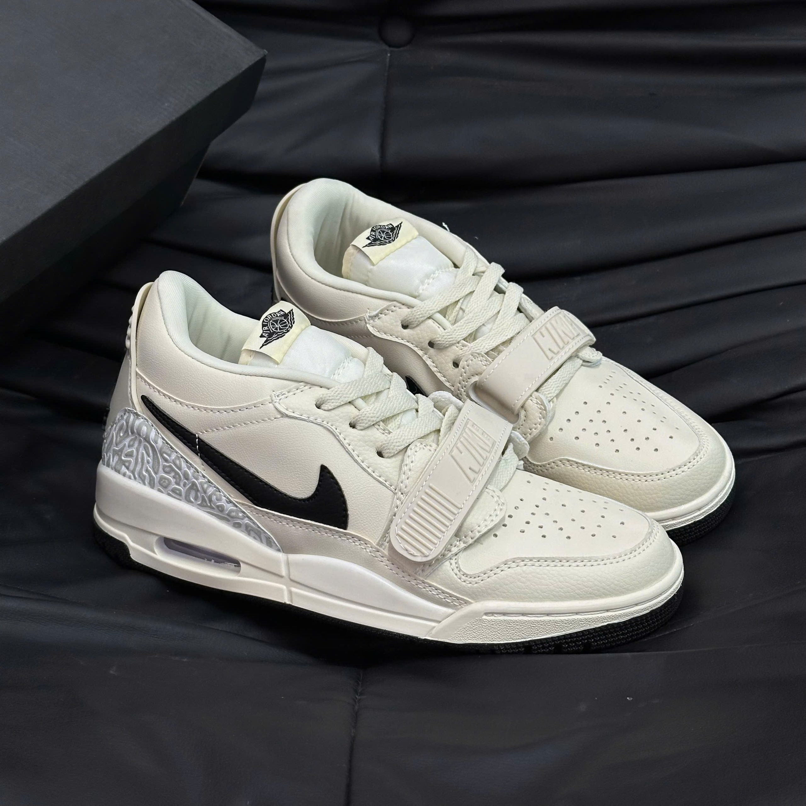 Giày Nike Air Jordan Legacy 312 Low Coconut Black