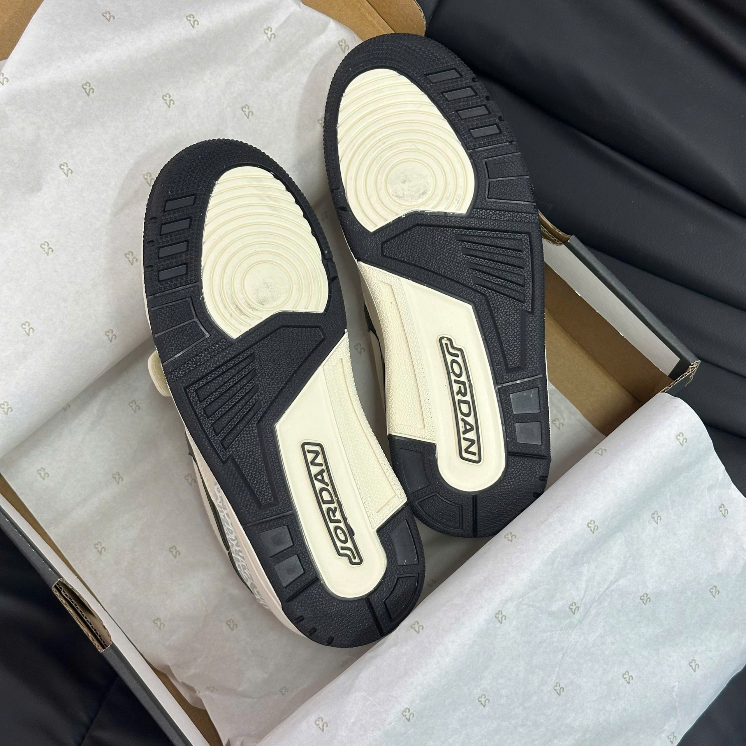 Giày Nike Air Jordan Legacy 312 Low Coconut Black
