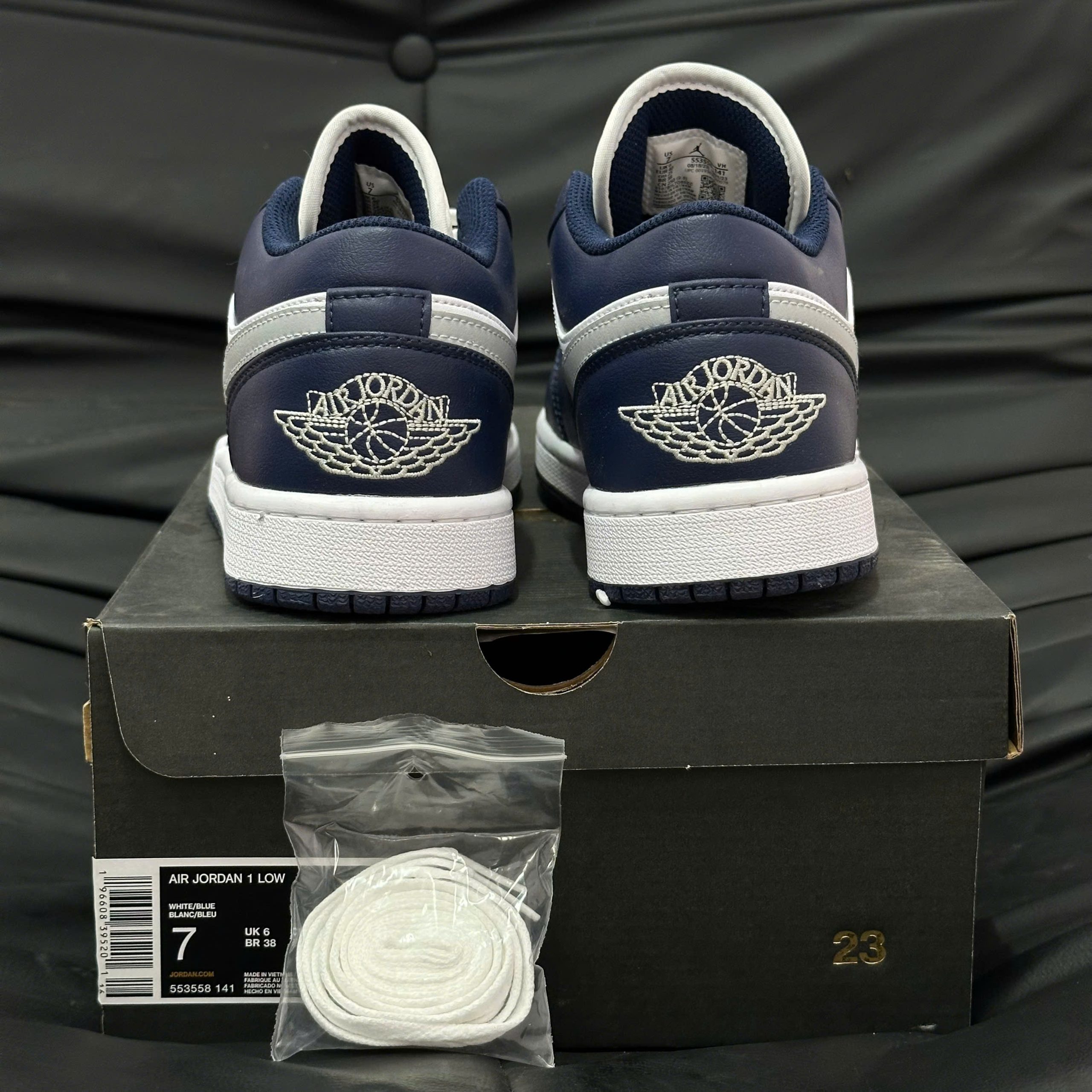 Giày Nike Jordan 1 Low Wolf Grey Midnight Navy