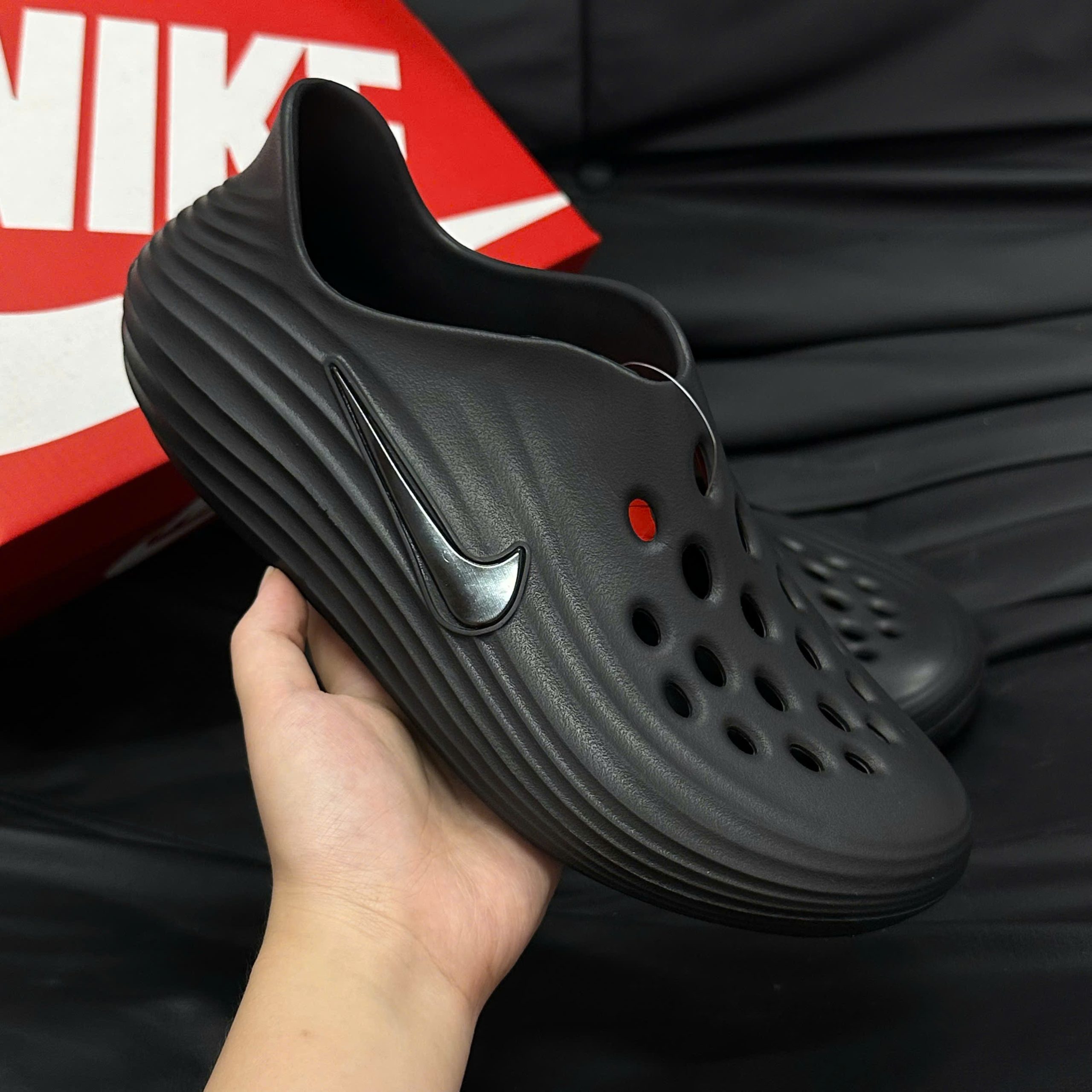 Giày Nike ReactX Rejuven8 ‘Triple Black’