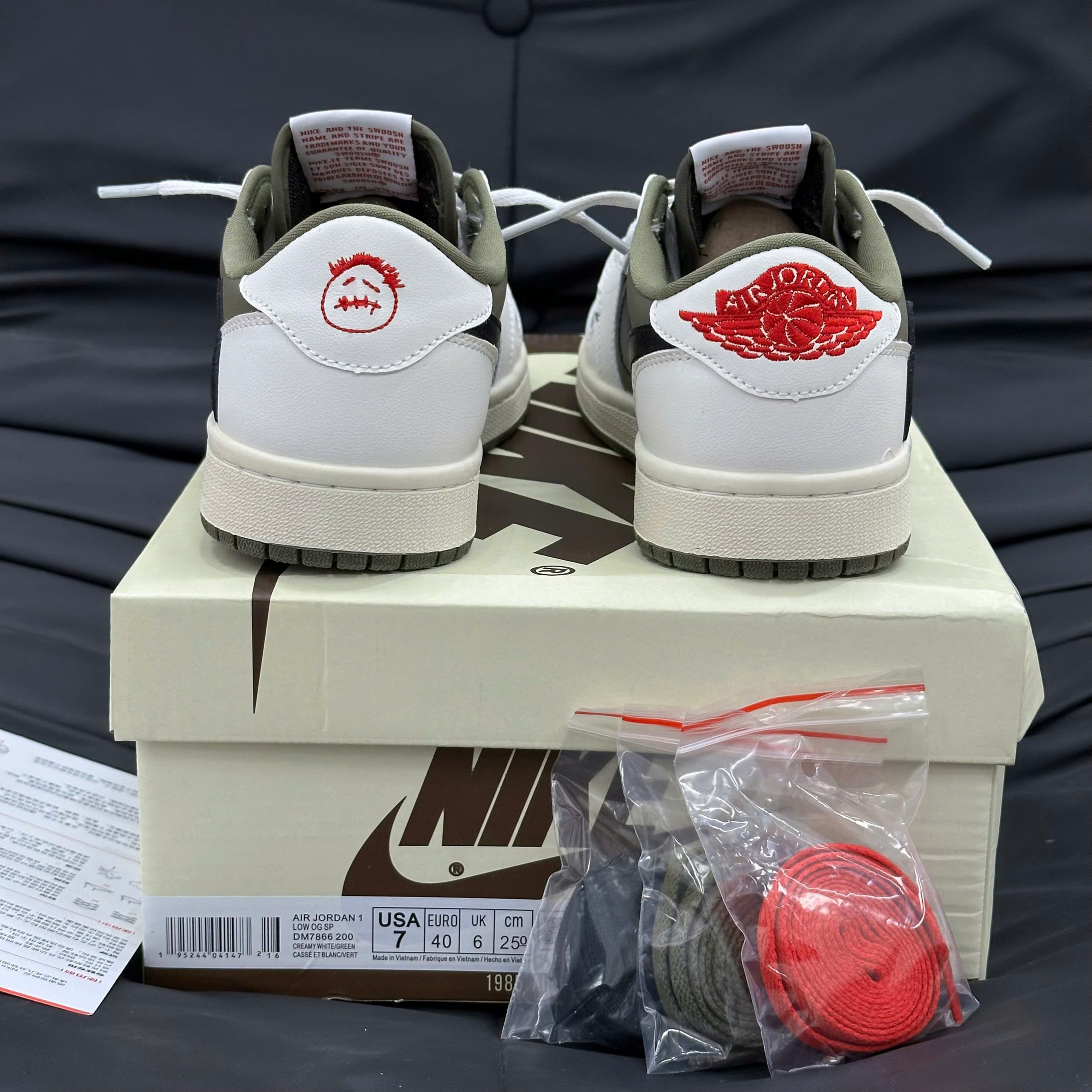 Giày Nike Jordan 1 Low OG SP x Travis Scott ‘Medium Olive’