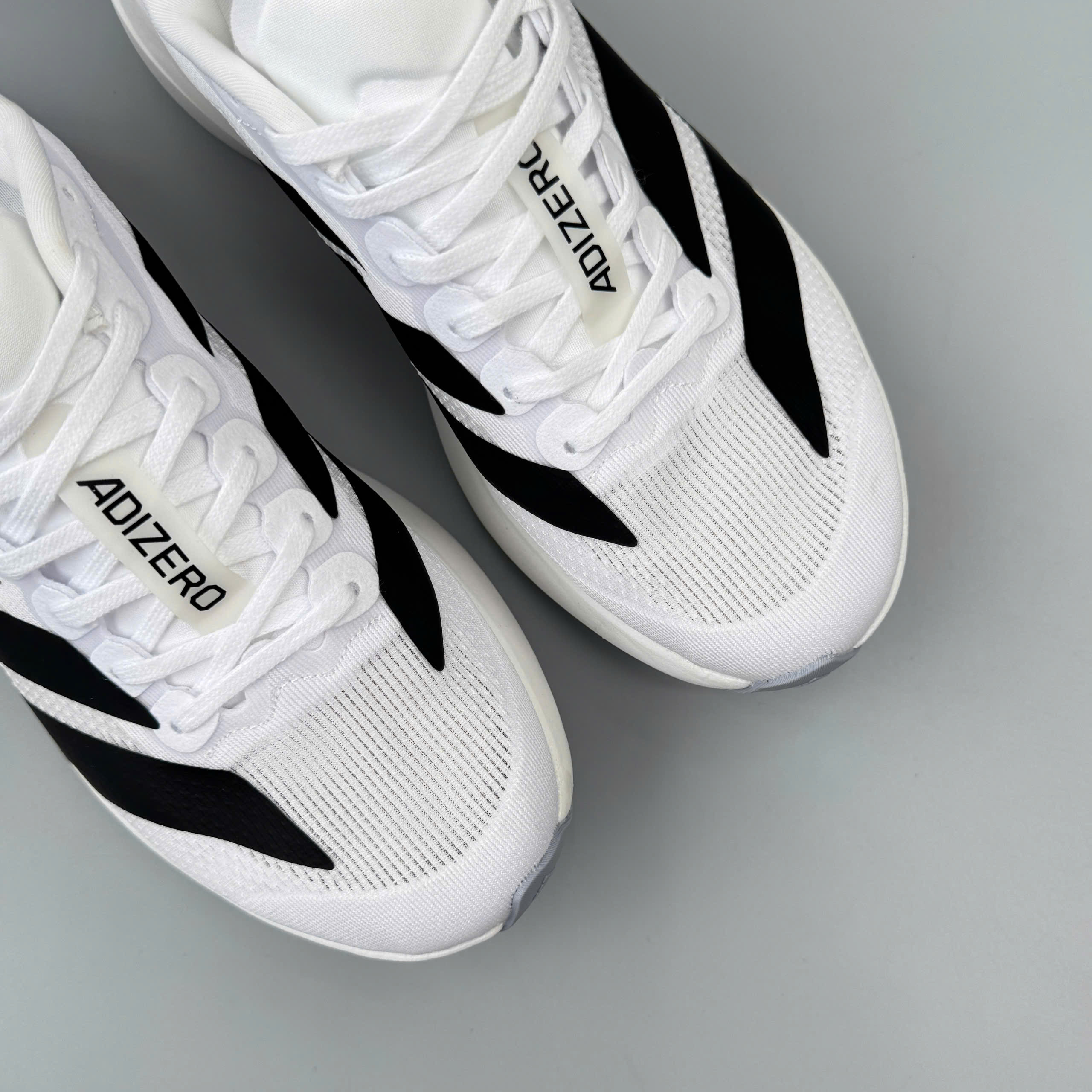 Sản phẩm Min Shoes Sneaker