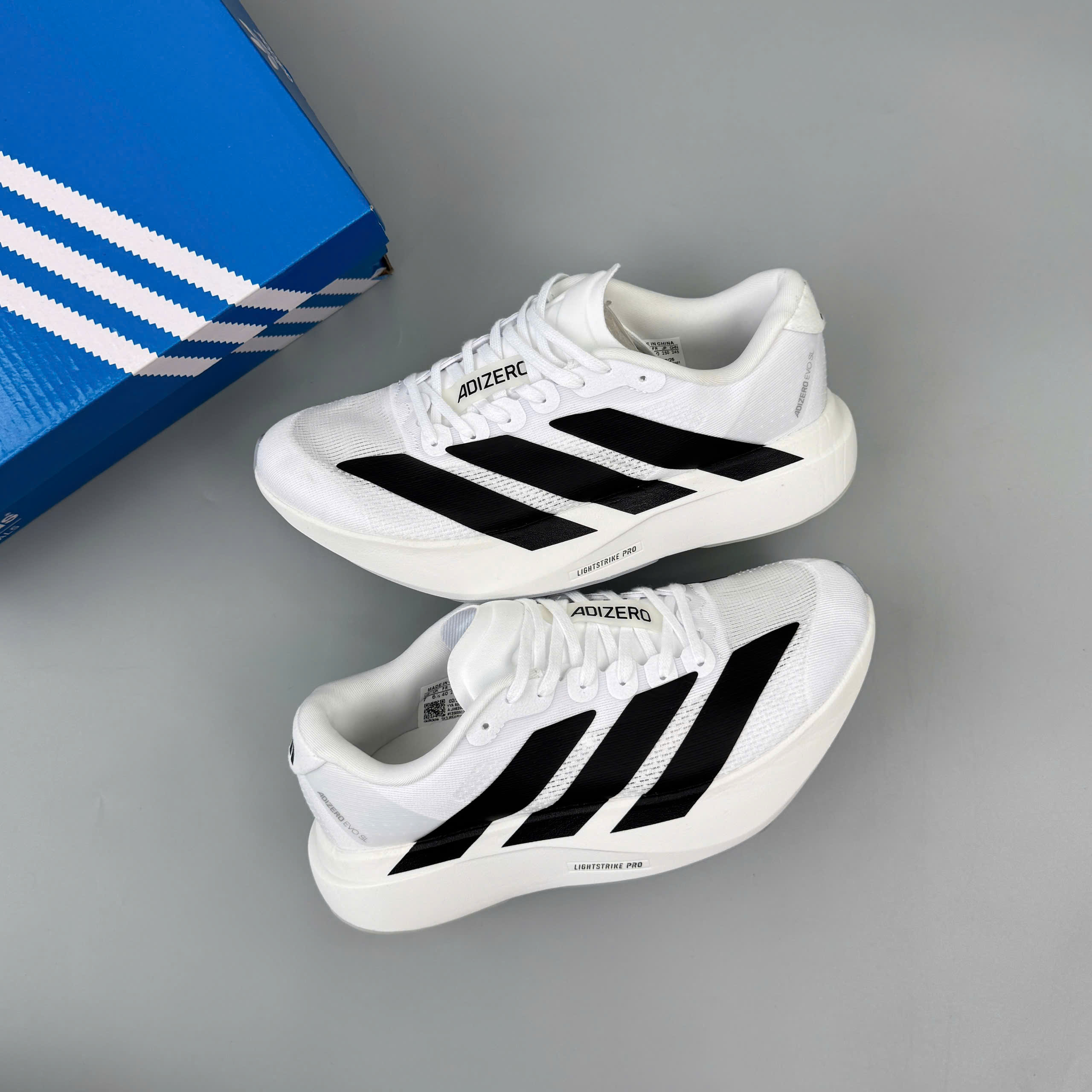Sản phẩm Min Shoes Sneaker