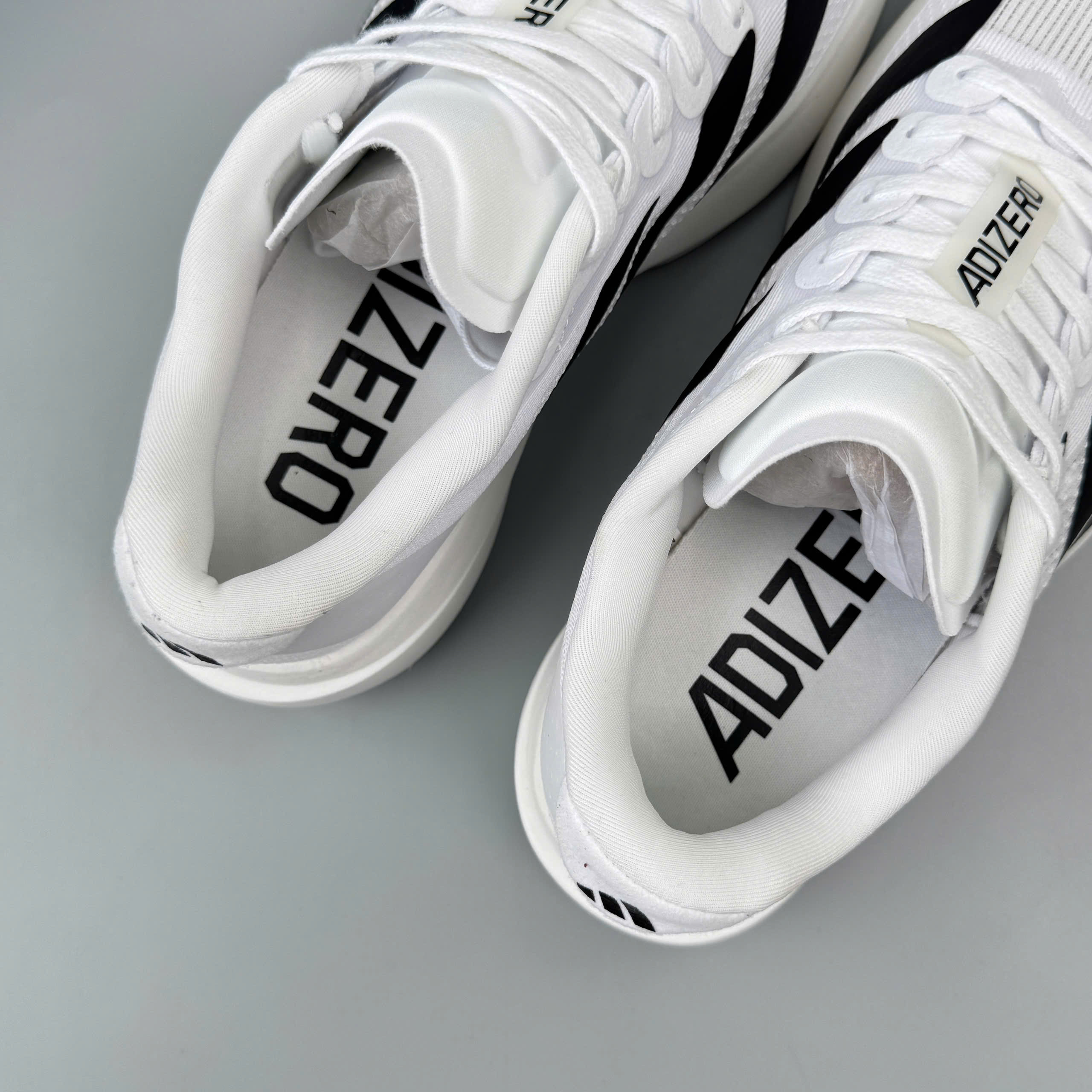 Sản phẩm Min Shoes Sneaker