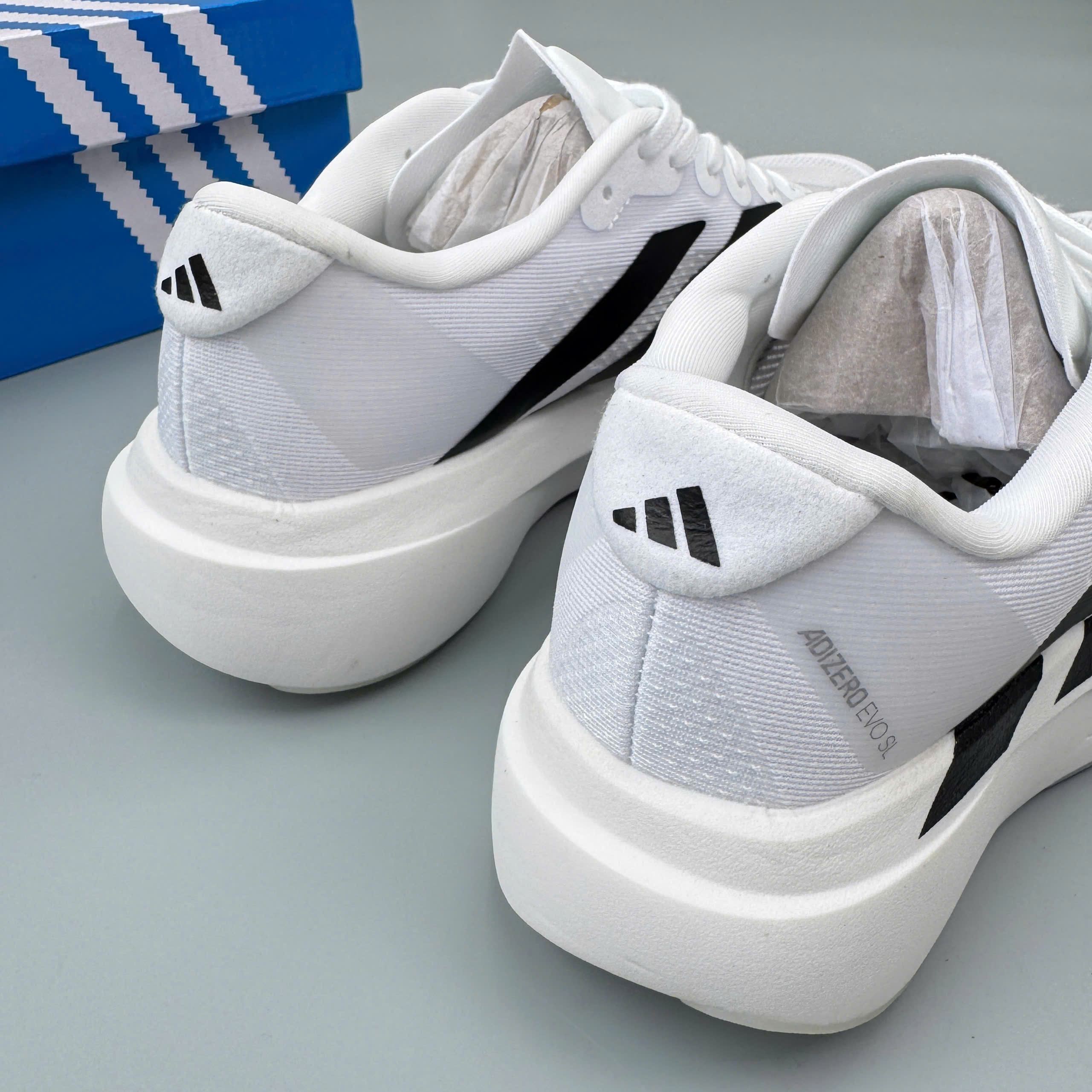 Sản phẩm Min Shoes Sneaker