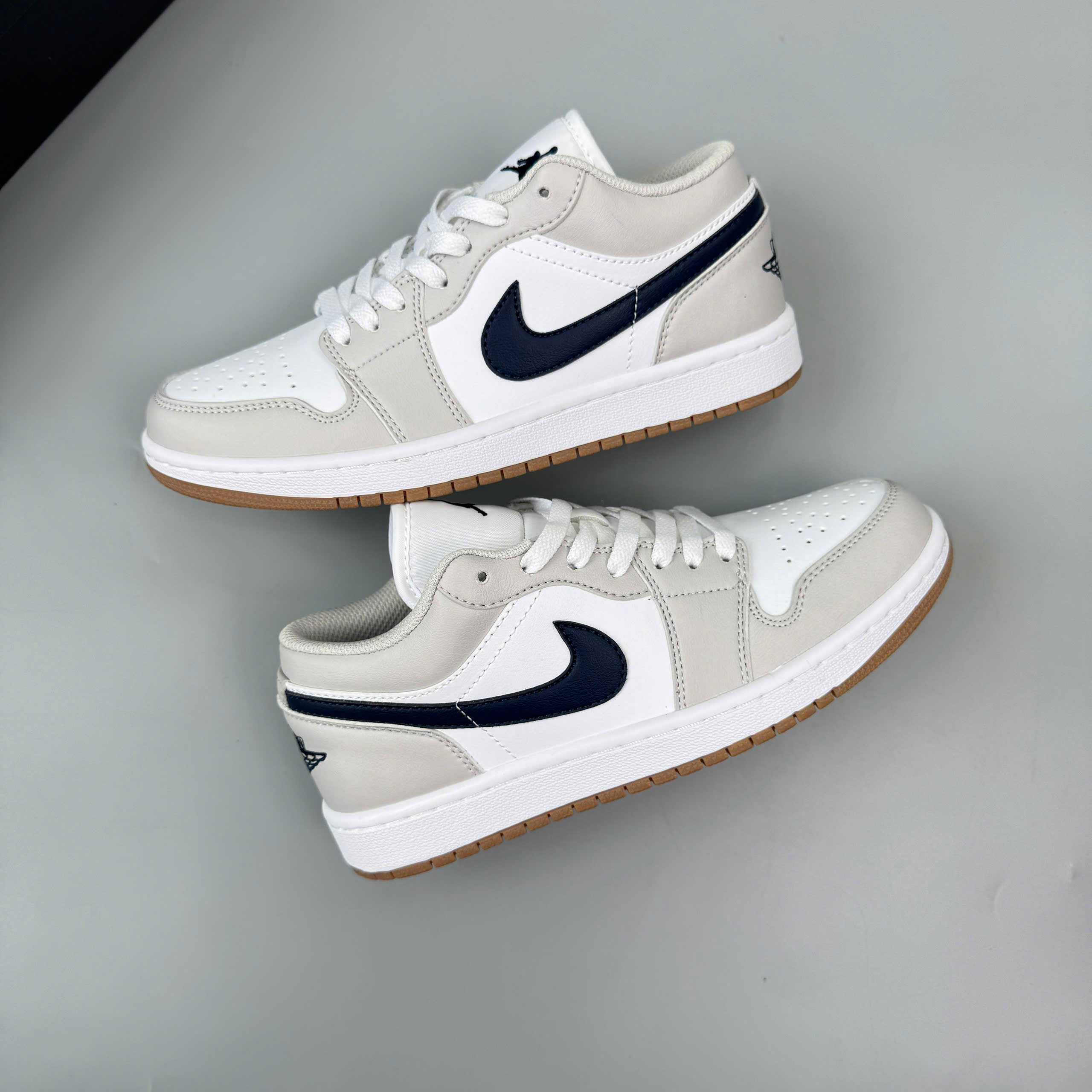Giày Nike Air Jordan 1 Low ‘Georgetown’