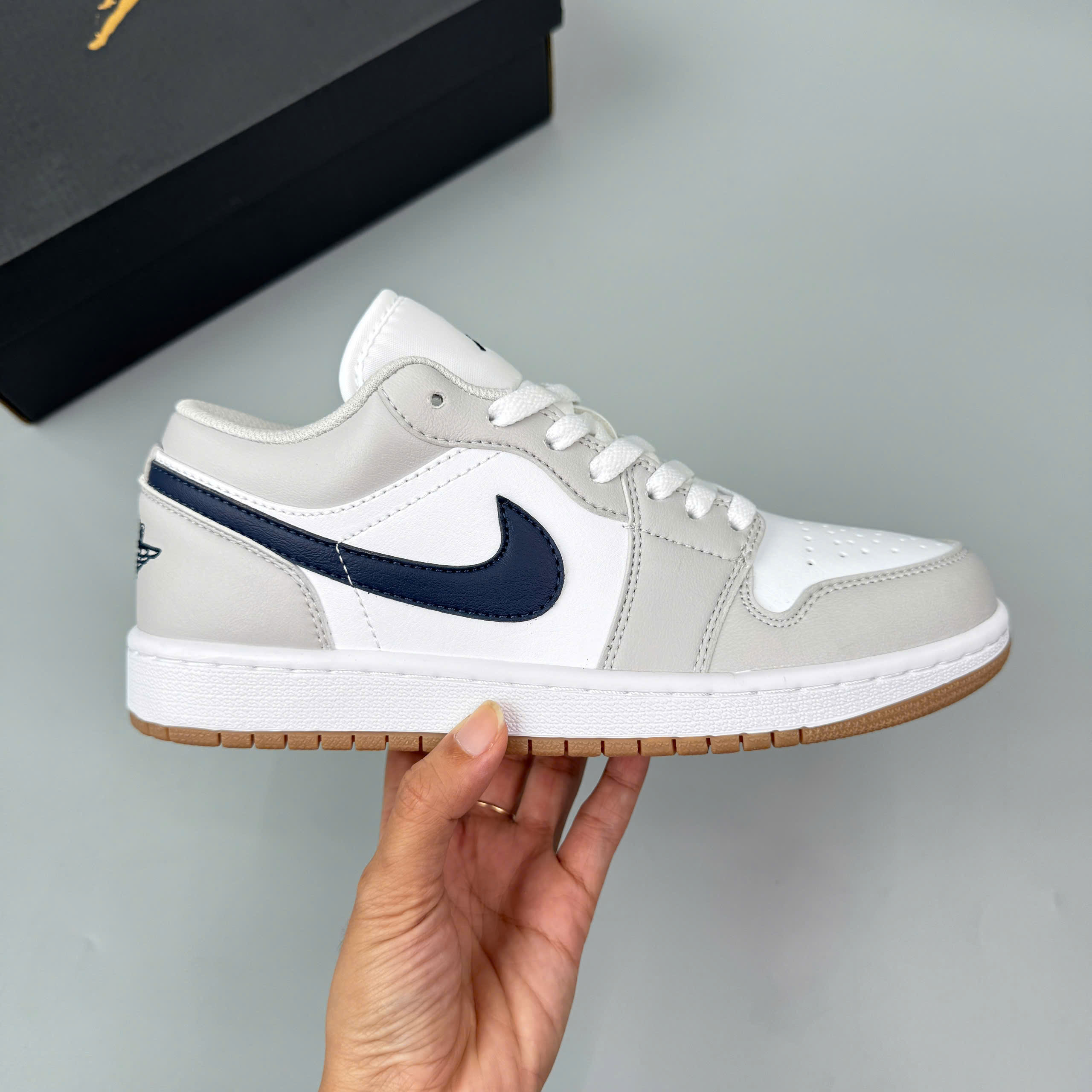 Giày Nike Air Jordan 1 Low ‘Georgetown’