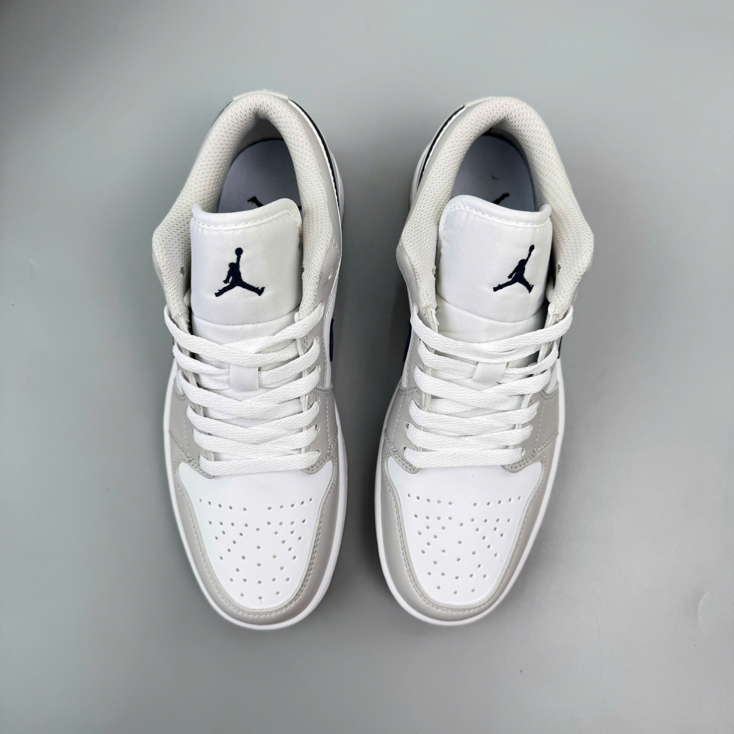 Giày Nike Air Jordan 1 Low ‘Georgetown’