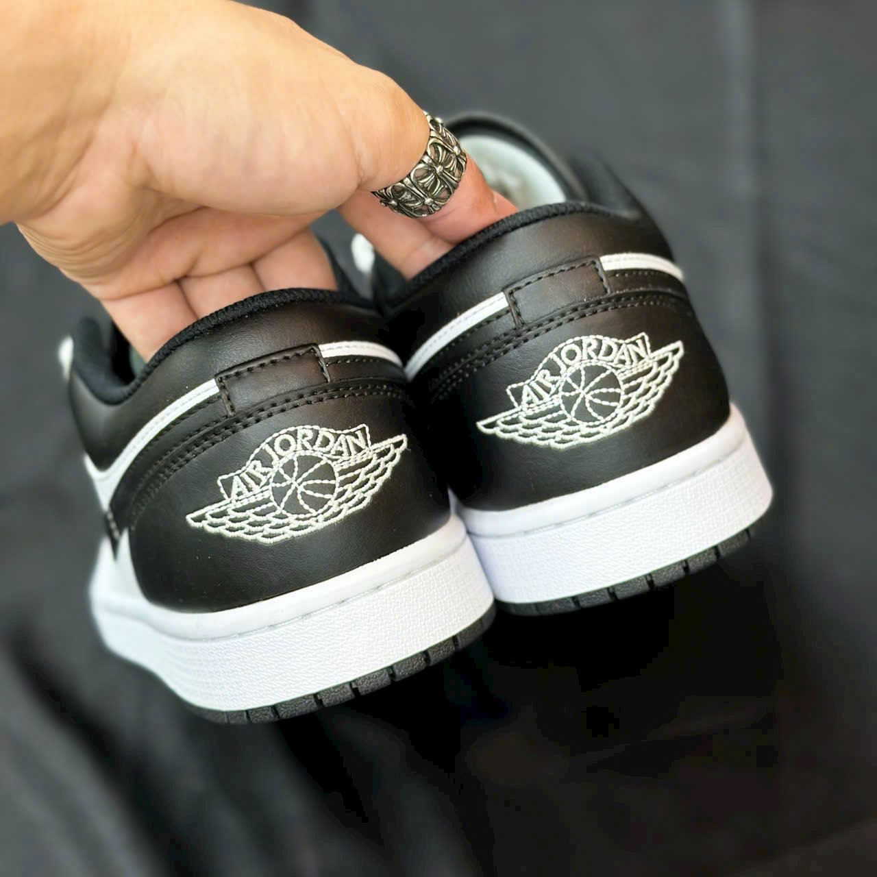 Giày Nike Air Jordan 1 Low ‘Reverse Panda’
