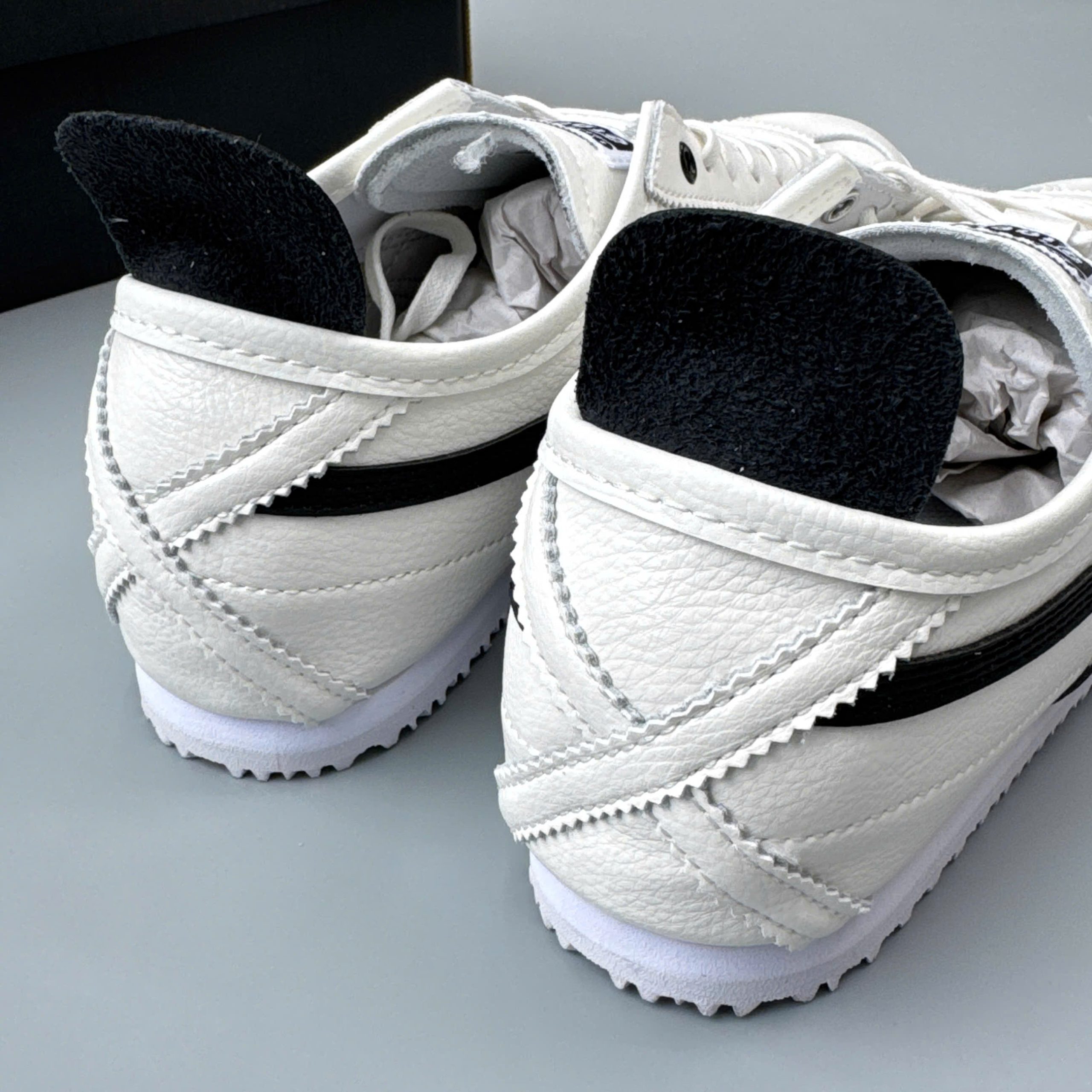 Giày Onitsuka Tiger Mexico 66 ‘White Black’