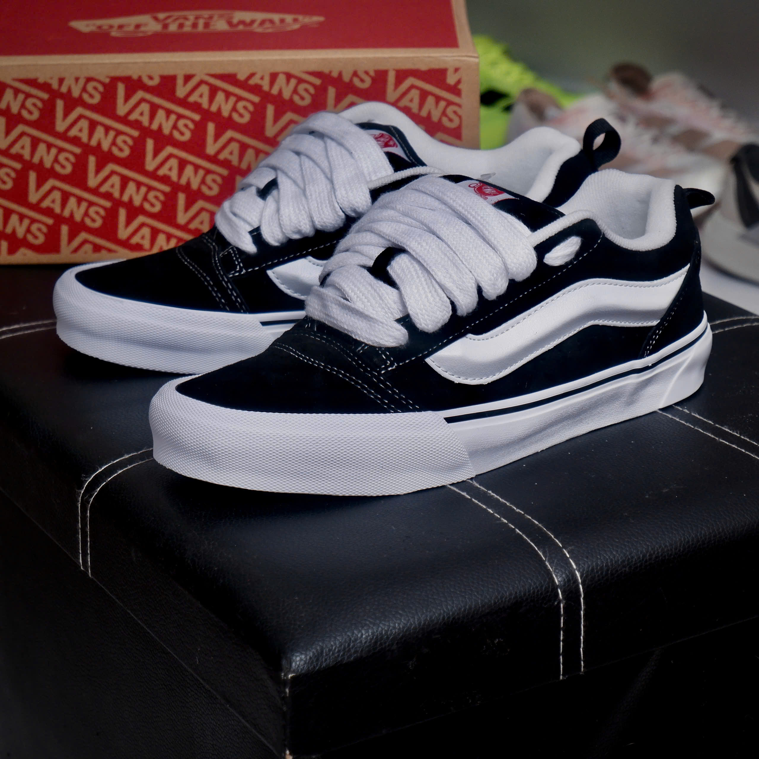 Vans Knu-Skool ‘Black White’