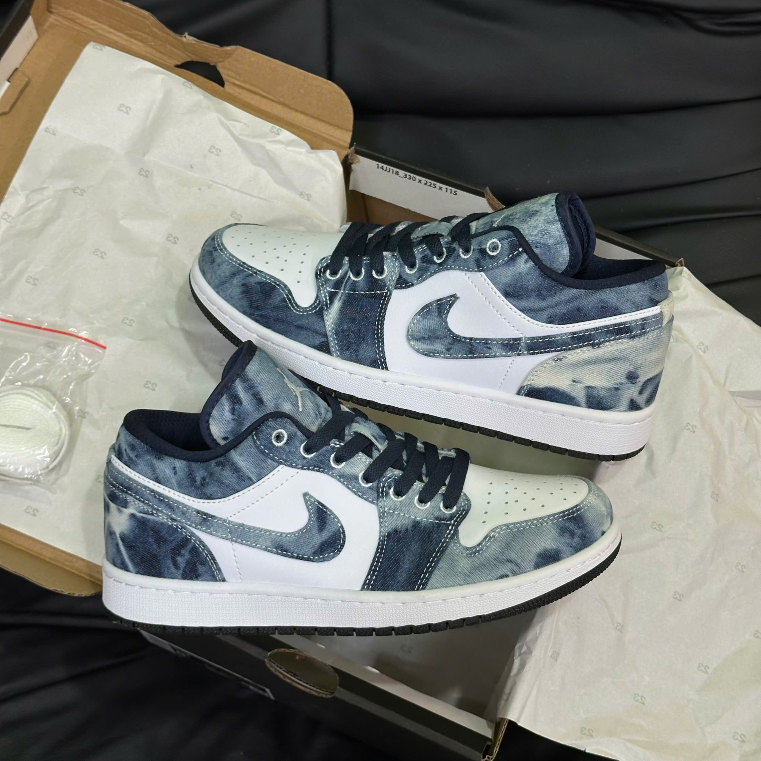 Giày Nike Air Jordan 1 Low SE ‘Washed Denim’