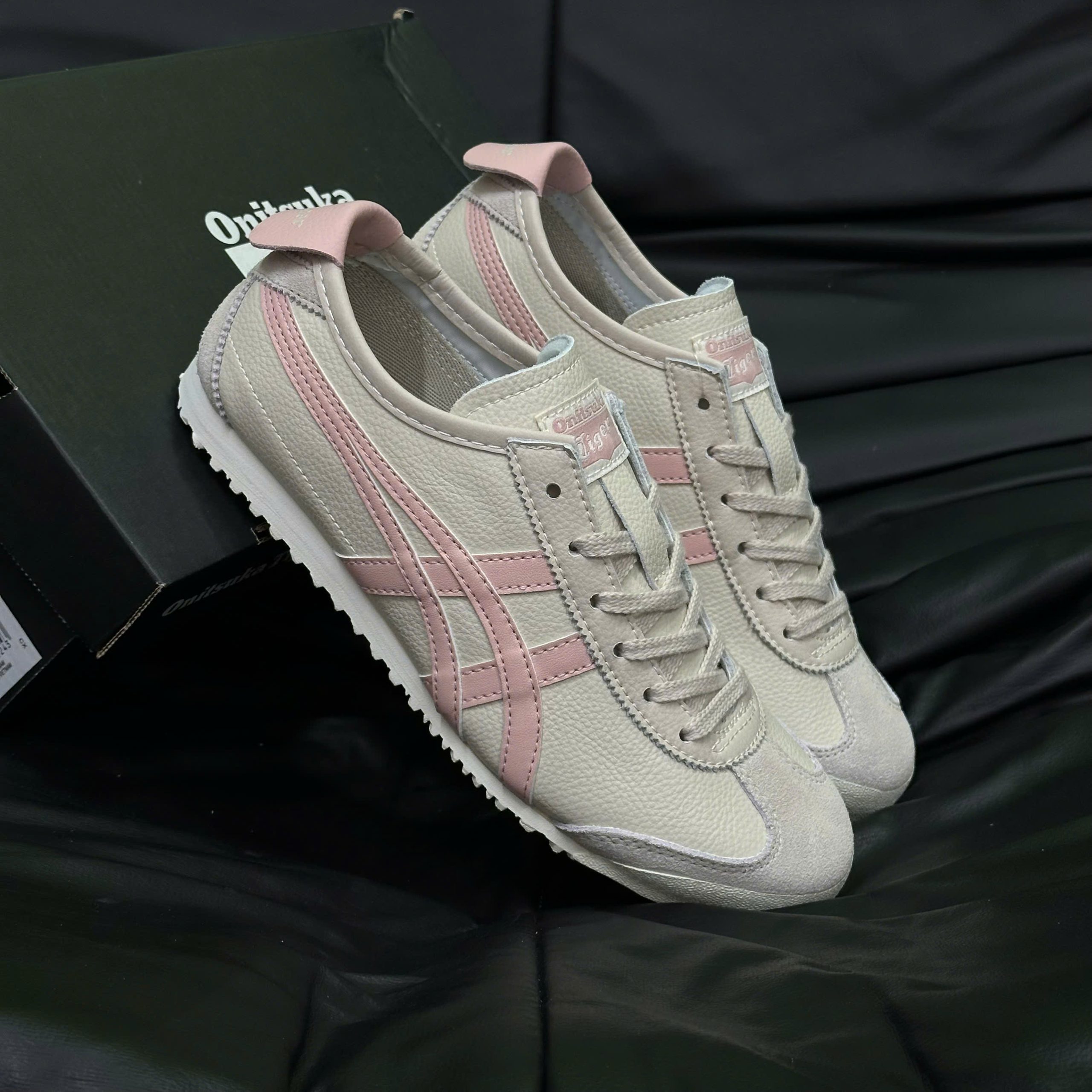 Giày Onitsuka Tiger Mexico 66 ‘Pink’