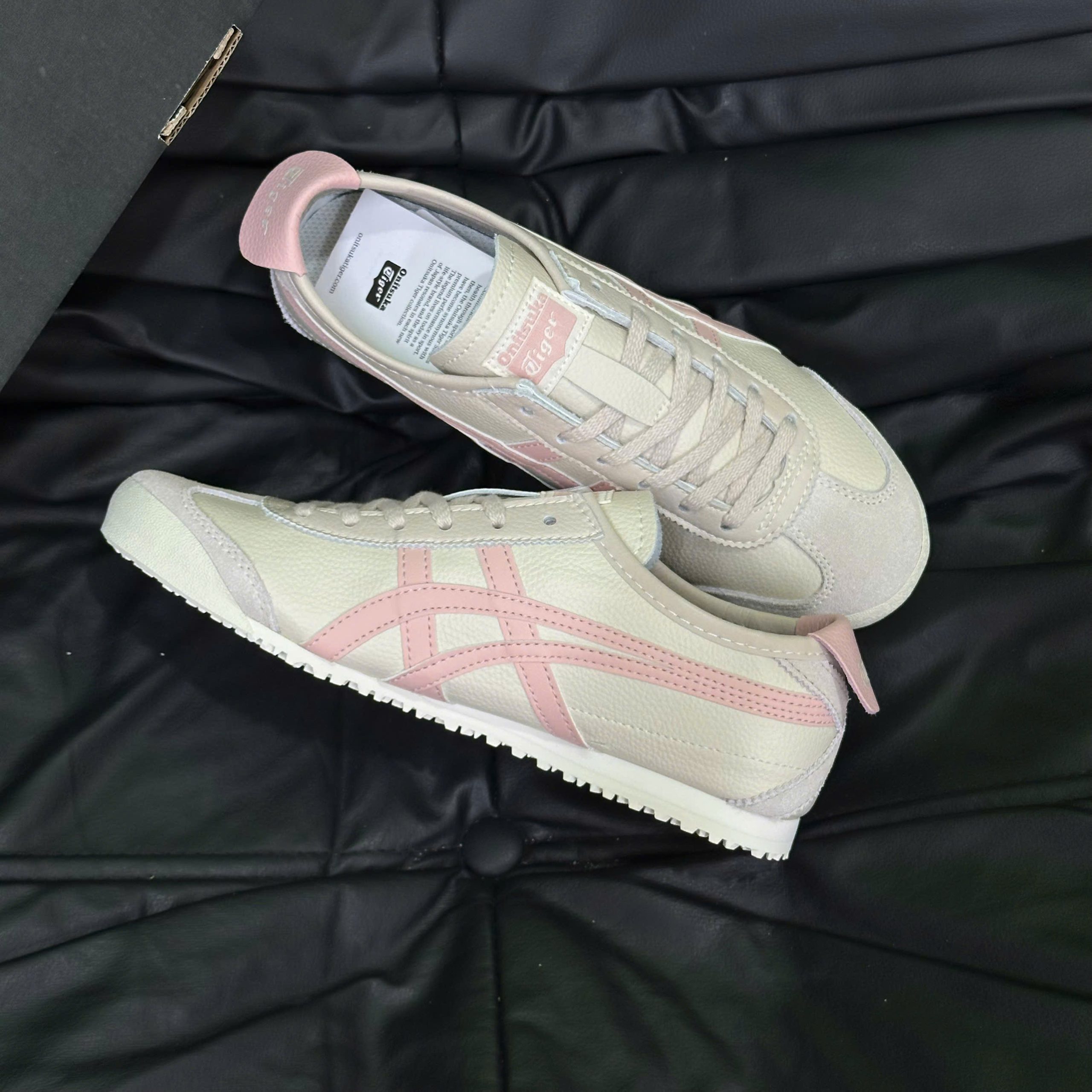Giày Onitsuka Tiger Mexico 66 ‘Pink’