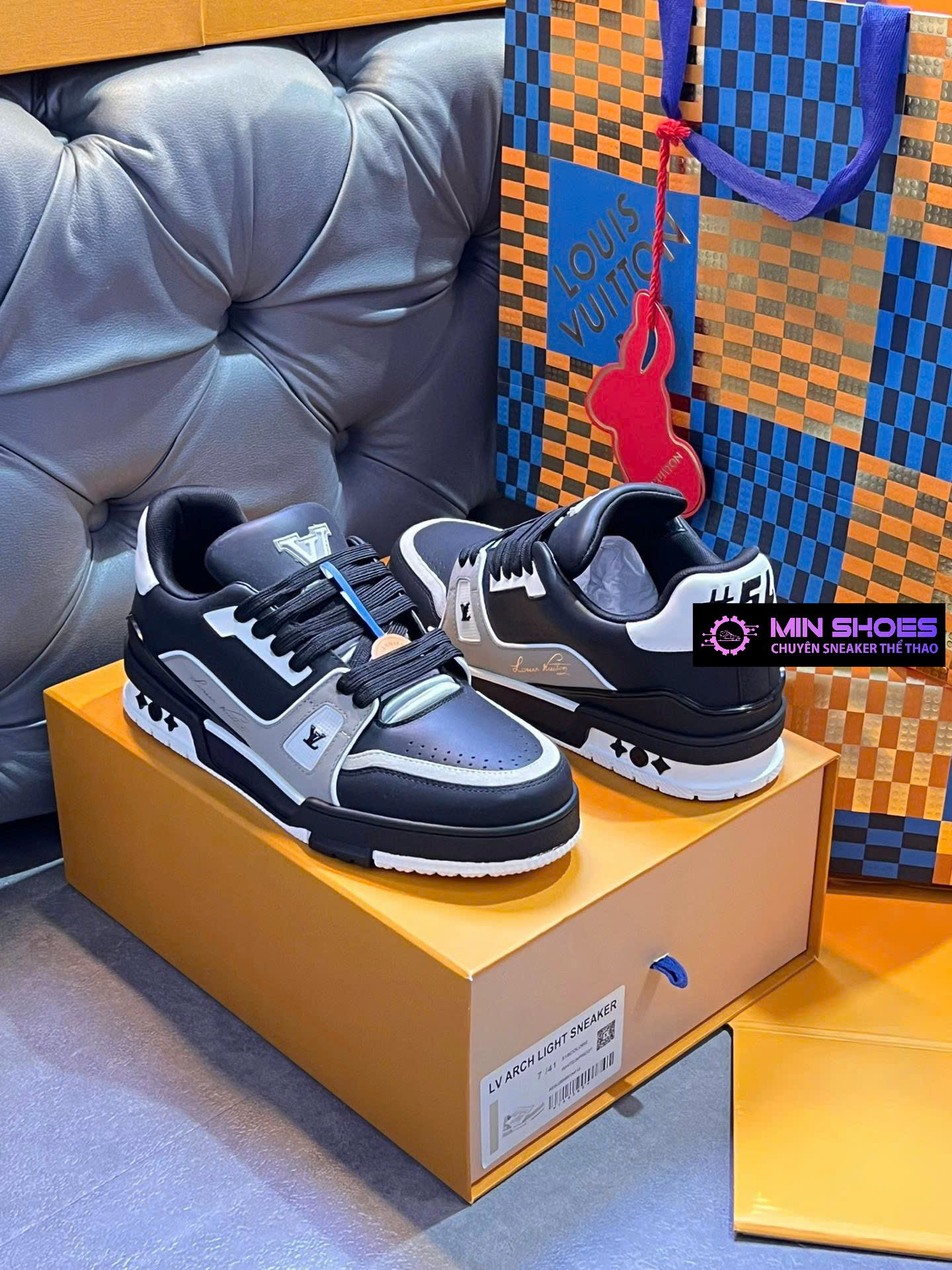 Giày Sneaker Louis Vuitton (LV) Like Authentic