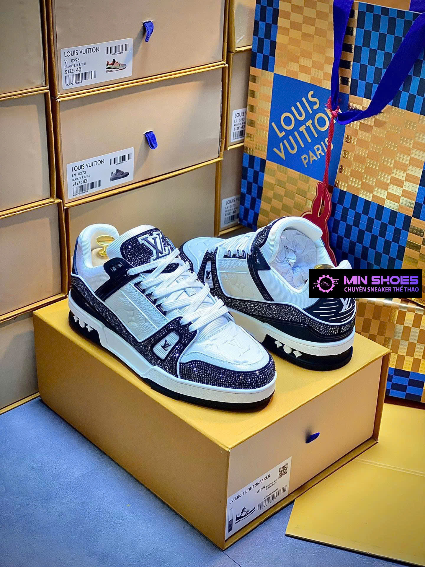 Giày LOUIS VUITIONS LV TRAINER 54 BLACK WHITE